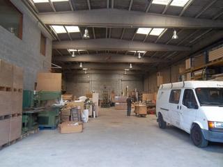 Bâtiment à usage industriel à Castellví de Rosanes. Nave diáfana con todos los servicios