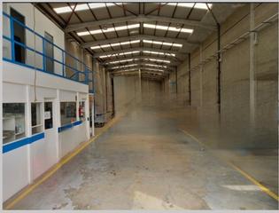 Bâtiment à usage industriel à Martorell. Nave con buena imagen corporativa