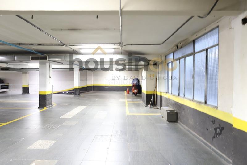 Foto cc4d201a-858d-4f07-9538-337e6bcf5ea1. Parking coche plaza de garaje en venta en calle ponzano en Madrid