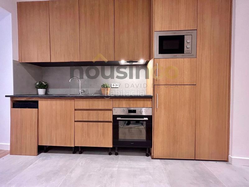 Foto e5cc29e0-5bd9-41b7-b50f-d36d3747980e. Alquiler estudio  en alquiler en calle juan álvarez mendizábal en Madrid