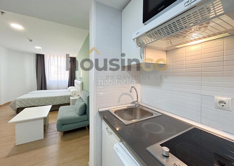 Foto 889b5249-ad11-4c5e-aee8-86137799bdd0. Alquiler estudio  en alquiler en calle almagro en Madrid