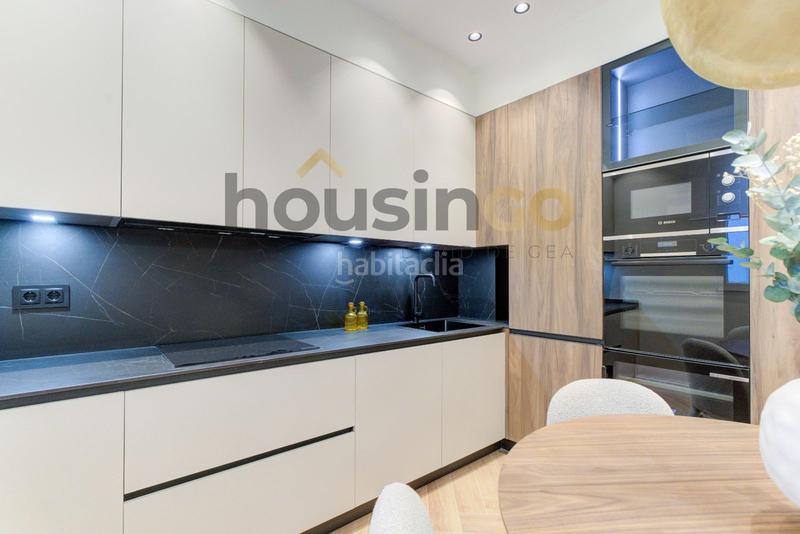 Foto d68511a6-7d14-4dff-8e42-df6b5e8c860f. Piso  en venta en calle conde de peñalver en Goya Madrid
