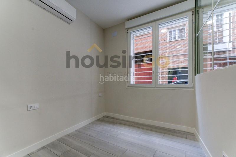 Foto bdc306a8-4bd3-411b-9b4c-cb3dd98dd0da. Alquiler piso  en alquiler en calle plátano en Madrid