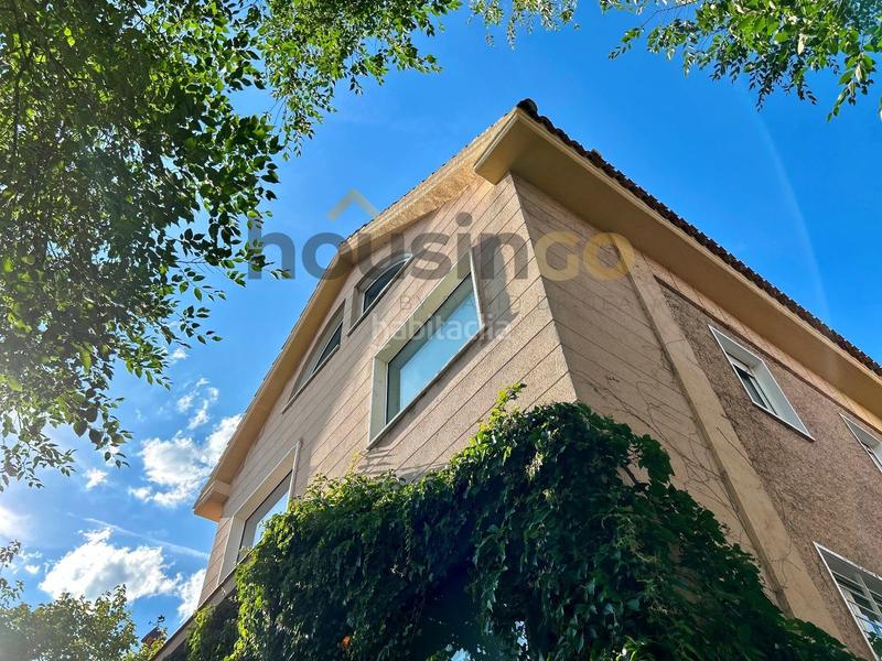 Foto 6de75d59-d701-4271-b917-9ec7d1f2c41d. Location appartement dans Sol Madrid