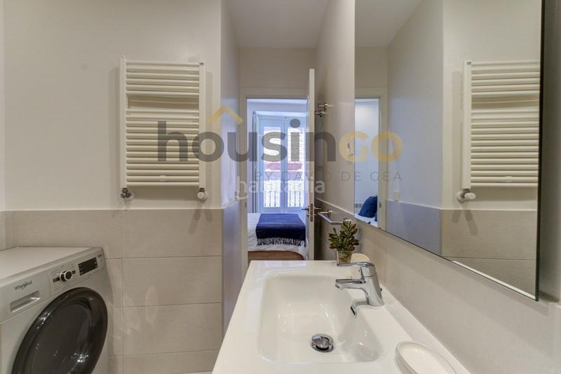 Foto 2f4f68f0-1625-4189-a16c-2eabc8c8ce30. Affitto appartamento con riscaldamento in Cortes-Huertas Madrid