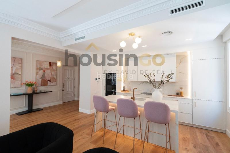 Foto d79871e4-af68-40cd-b42f-582afe5b32f0. Piso  en venta en paseo de la castellana en El Viso Madrid