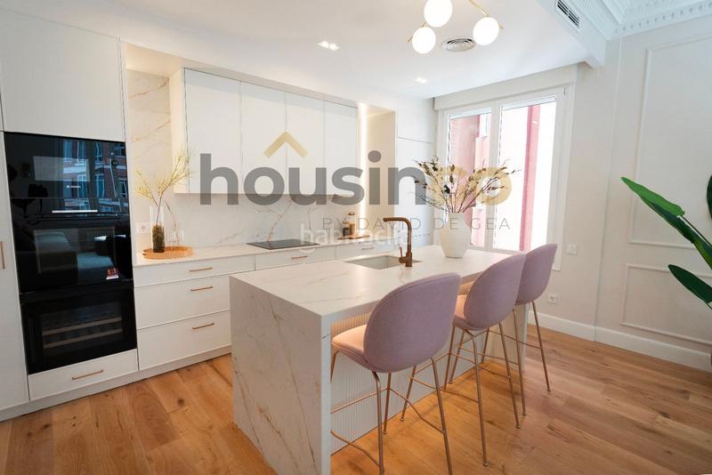 Foto f6499d50-8050-43c6-8100-ead6d350d3a0. Piso  en venta en paseo de la castellana en El Viso Madrid