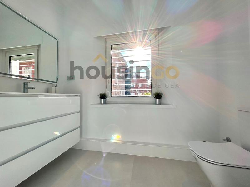 Foto 59f00c75-6b27-459d-b017-b6e921d20648. Alquiler piso habitación en alquiler en calle triana en Madrid