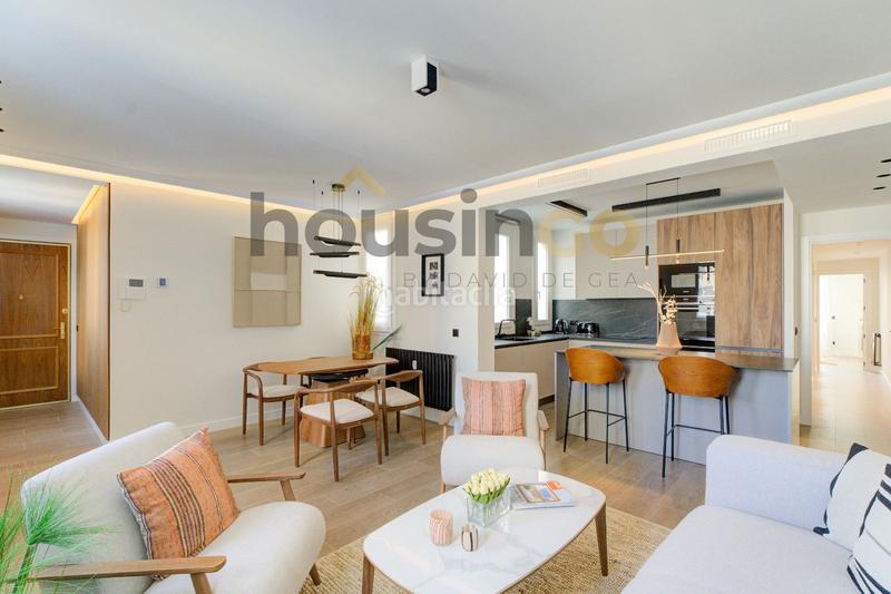 Foto 307f365b-ed1e-40ca-b67c-c6f5e984262c. Piso  en venta en calle alcántara en Goya Madrid