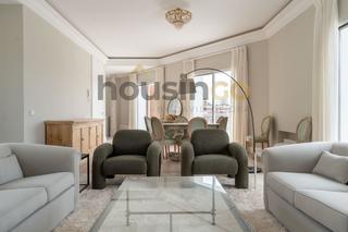 Miete Dachwohnung  Paseo de la castellana. Ático en alquiler en el paseo de la castellana
