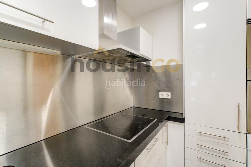 Foto 065beda2-1432-477a-abe2-6ddfef055cdc. Alquiler piso  en alquiler en calle nicasio gallego en Madrid
