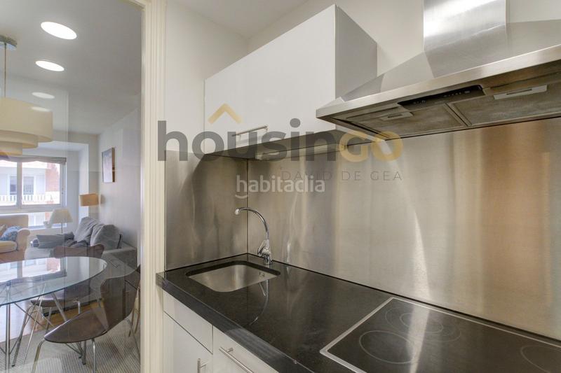 Foto 0a6ba21c-9636-412a-8ddd-2d7fd60a6d62. Alquiler piso  en alquiler en calle nicasio gallego en Madrid
