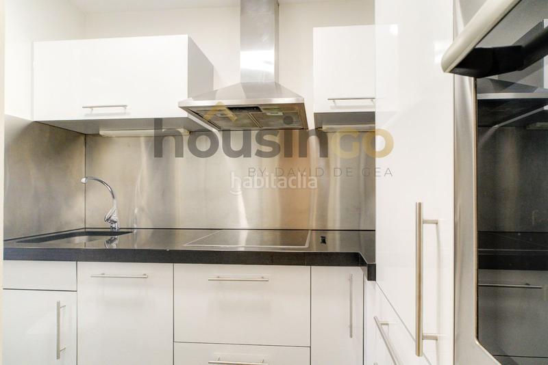 Foto 4e55d0a0-6e41-4a88-9257-757b2085b4d0. Alquiler piso  en alquiler en calle nicasio gallego en Madrid