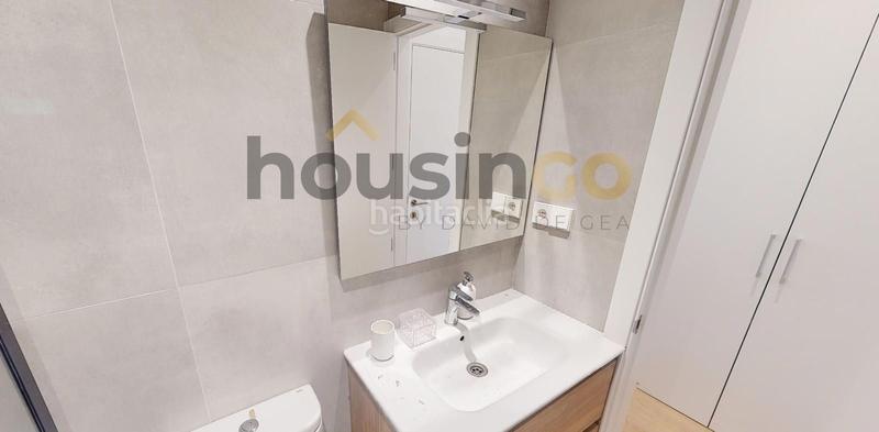 Foto 50b4b99a-1168-4914-9063-906463a95867. Alquiler apartamento apartaestudio en alquiler en plaza castilla en Madrid