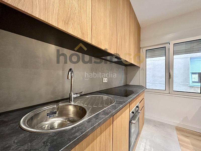 Foto 9c74a5e0-2395-4ff2-b821-bf935700570c. Alquiler apartamento apartaestudio en alquiler en plaza castilla en Madrid