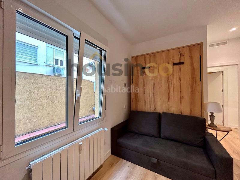 Foto 7e522079-b3b7-4293-ac15-22ec60ae88a9. Alquiler apartamento apartaestudio en alquiler en plaza castilla en Madrid