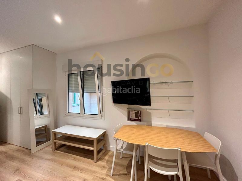 Foto a2b340d5-0ff8-4486-8a6e-e141a51d6743. Alquiler apartamento apartaestudio en alquiler en plaza castilla en Madrid