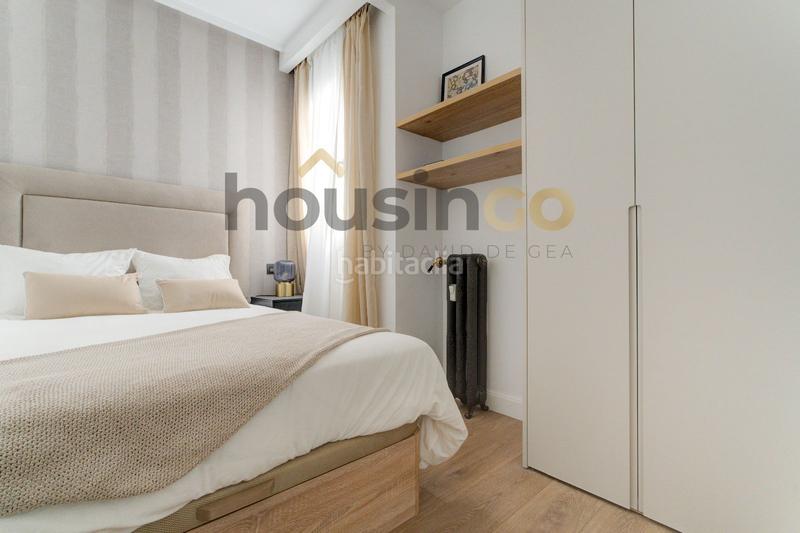 Foto 3770db1f-96e4-4993-b638-dbbb20fb4388. Dachwohnung mit heizung in Recoletos Madrid