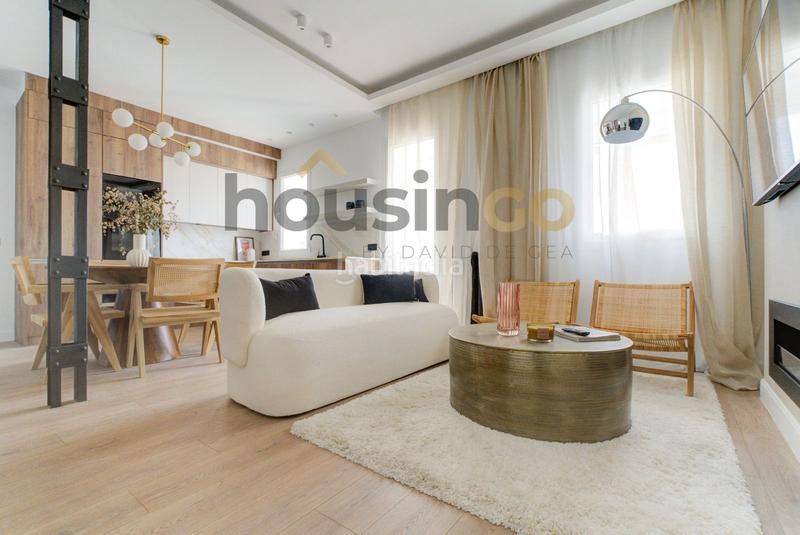 Foto 41acb394-3b62-4e29-8d04-a5bb1b333398. Dachwohnung mit heizung in Recoletos Madrid