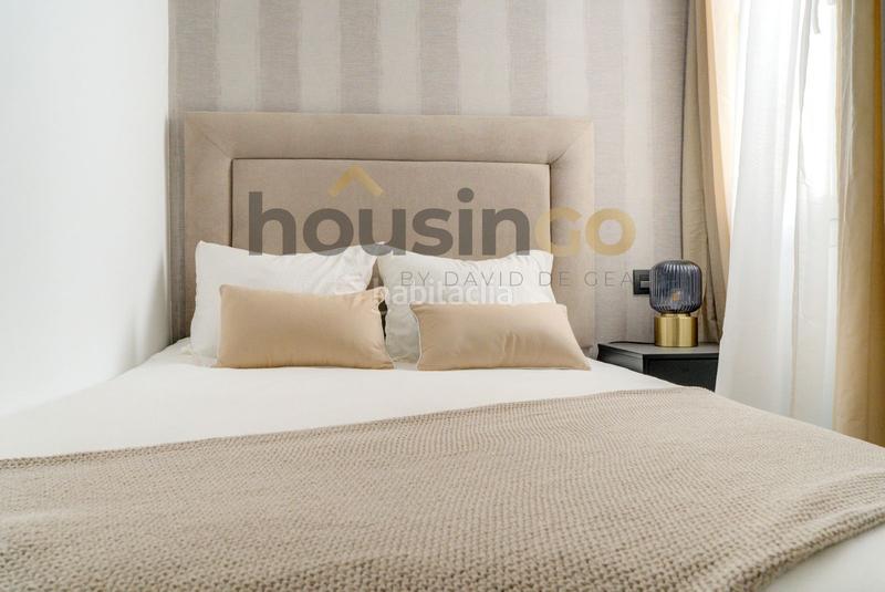 Foto 74a70a88-30fb-4e1e-85d7-2f02a1e81395. Dachwohnung mit heizung in Recoletos Madrid