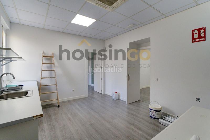 Foto cc3ebbb3-d04a-4134-ab57-bbdfe577c6ff. Alquiler oficina  en alquiler en calle hermosilla en Madrid