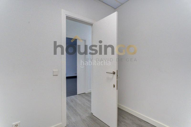 Foto 76674a0e-e346-4719-acc6-a58cfe0f733f. Lloguer oficina amb calefacció a Recoletos Madrid