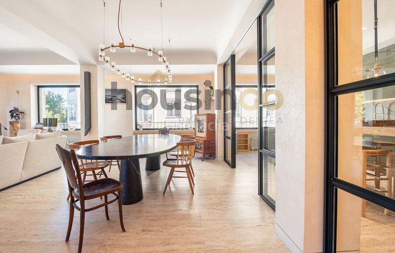 Foto 16b9be03-bcab-4bc7-8483-3e986a05046c. Piso  en venta en avenida menéndez pelayo en Ibiza Madrid