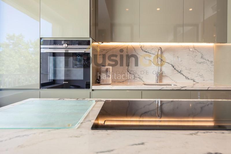 Foto 84754d93-be2b-4a11-aec1-d7a5b9c42c5c. Piso  en venta en avenida menéndez pelayo en Ibiza Madrid