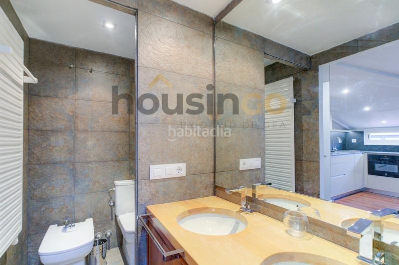 Foto 0df24941-0d45-4c9c-a44b-08af27774cb3. Rent penthouse with heating in Castellana Madrid