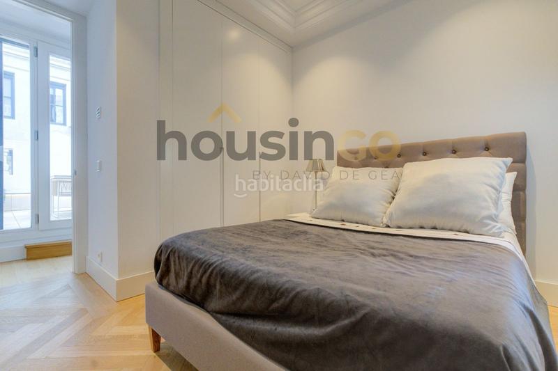 Foto aa8f3c42-bd73-419f-a09f-a8094d1f4214. Attique dans Universidad-Malasaña Madrid