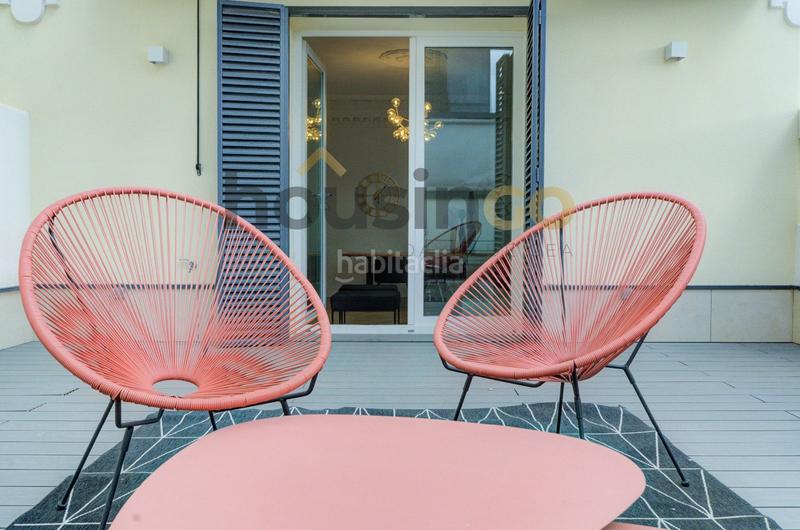 Foto b54dd435-5c61-4bfe-be7d-a63a3c9efd19. Attique dans Universidad-Malasaña Madrid