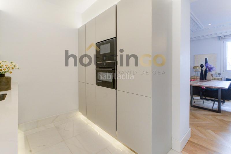 Foto d38f601c-a26a-4fb9-81ff-d05b4db6b2af. Attique dans Universidad-Malasaña Madrid