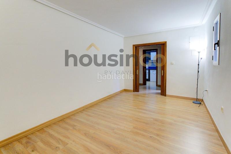 Foto 2a2f6d66-eaf9-41a2-9e58-41621fdf5db2. Miete etagenwohnung mit heizung in Nueva España Madrid