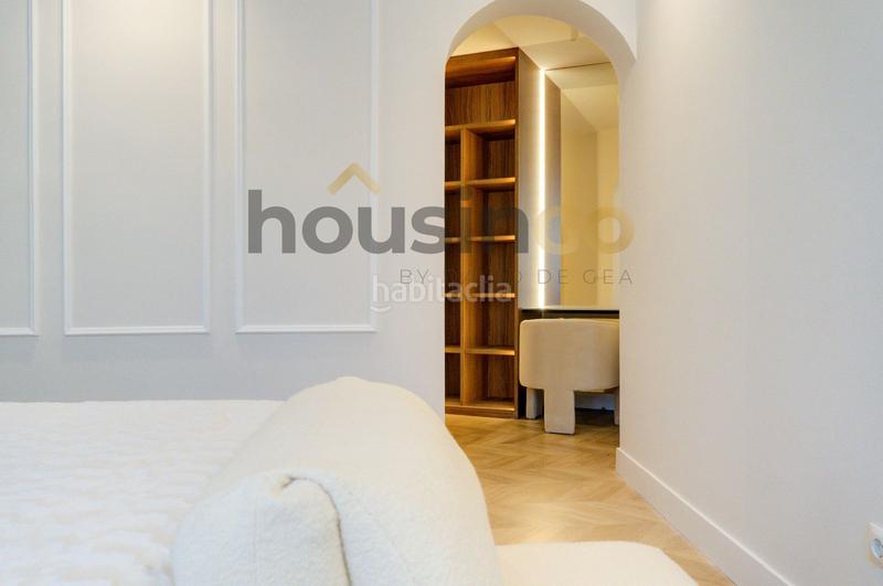 Foto 79a12a98-0f0c-47dd-b691-578c35e9bc89. Miete etagenwohnung mit heizung in Argüelles Madrid