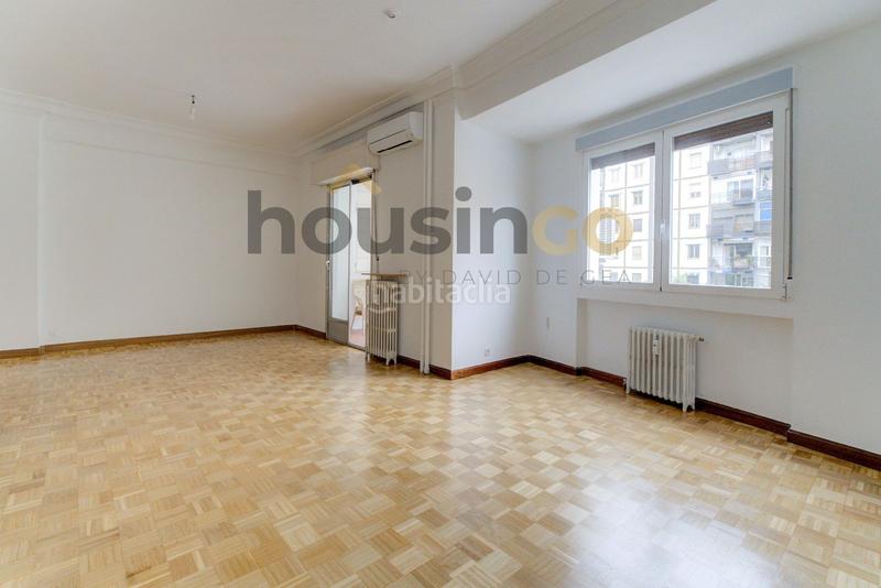 Foto 51c0377f-7367-42d0-970d-4c16f3277fbe. Alquiler piso  en alquiler en calle doctor esquerdo en Madrid