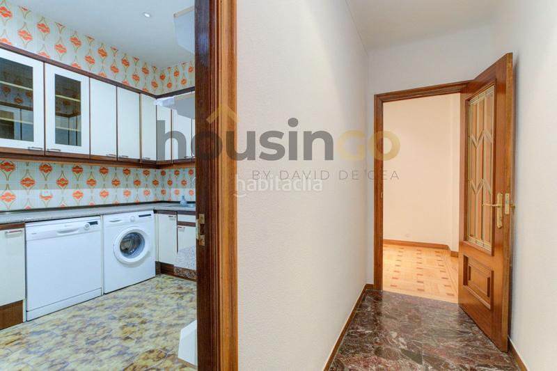 Foto b3a574f9-0e47-45f3-bb70-e4e226a3c247. Alquiler piso  en alquiler en calle doctor esquerdo en Madrid