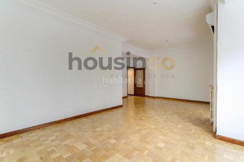 Foto 26573cd5-dd6e-4b3b-8bc1-f4a67da6d291. Rent flat with heating in Niño Jesús Madrid