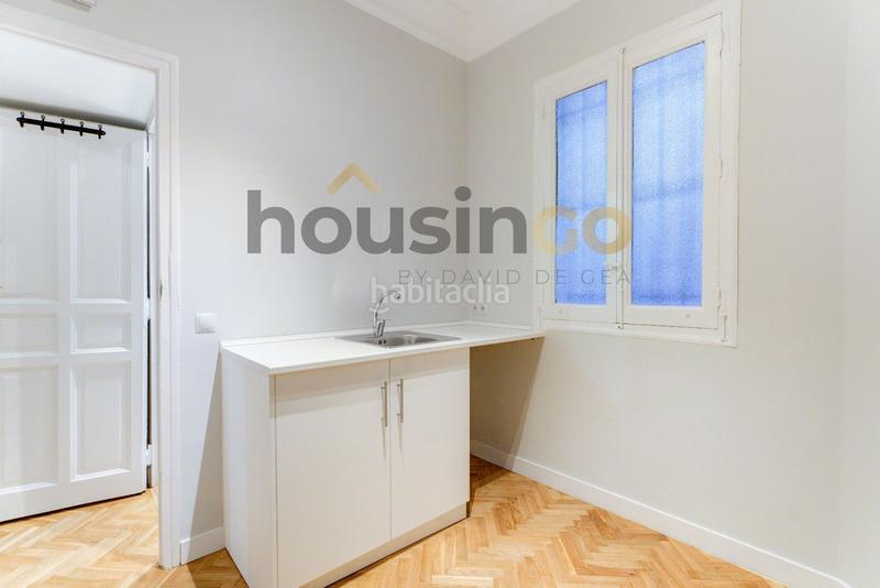 Foto 9c875391-7861-46f4-a97a-bab1a0445b29. Alquiler oficina  en alquiler en calle Goya en Madrid