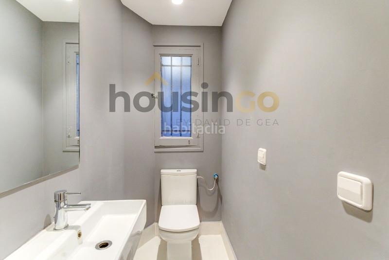 Foto 453c4ec9-f8dd-4b57-8bcd-287f074f61b5. Lloguer oficina amb calefacció a Goya Madrid