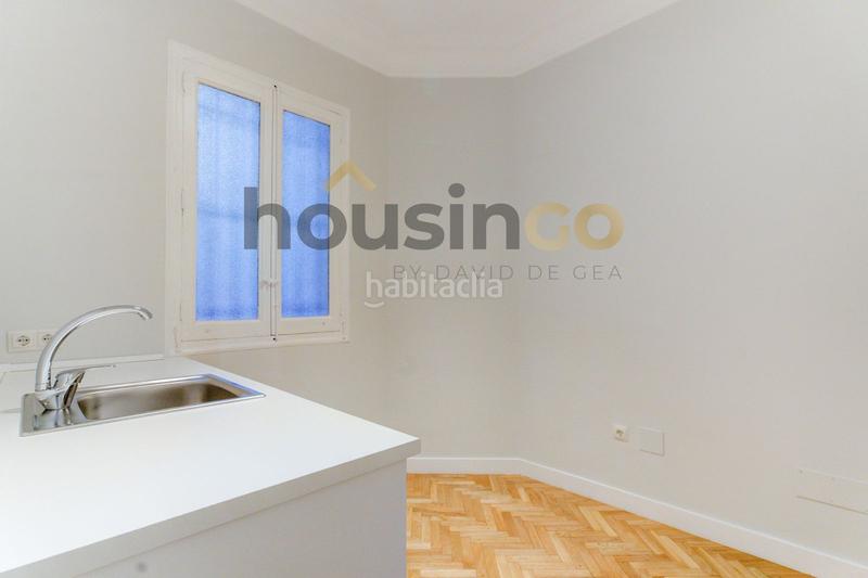 Foto 6542cf80-a9e6-4946-8822-5aec40532067. Lloguer oficina amb calefacció a Goya Madrid