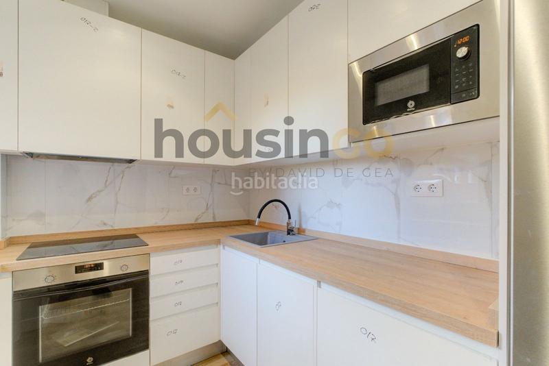 Foto 16a8a25b-8462-47ae-b903-667e6e6c3be0. Miete etagenwohnung mit heizung pool in San Juan Bautista Madrid