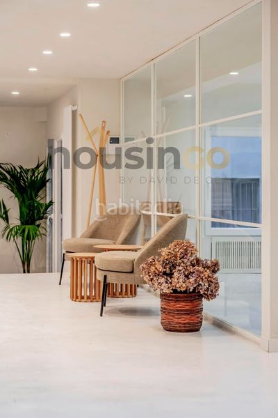 Foto 4ed7404e-8ee3-47c2-802a-03131b89f206. Oficina  en venta en calle pinar en El Viso Madrid
