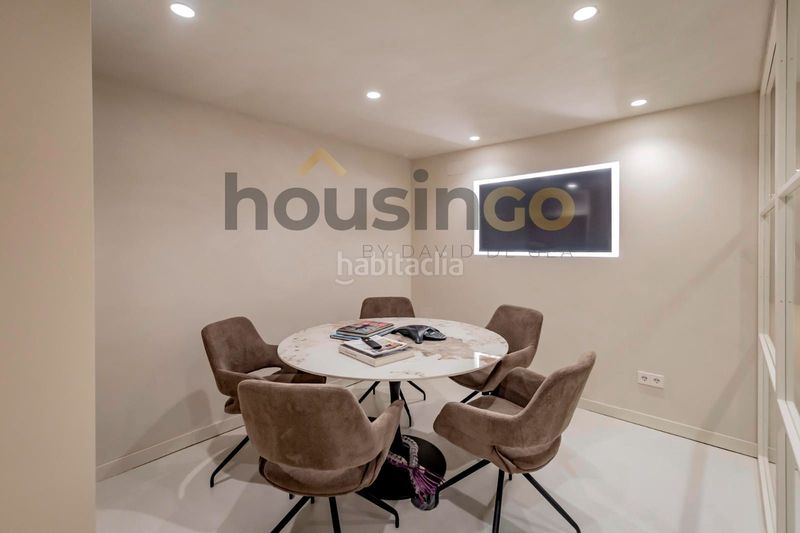 Foto 635c25ae-44a2-49fa-8aa8-39d3a3e9fd03. Oficina  en venta en calle pinar en El Viso Madrid