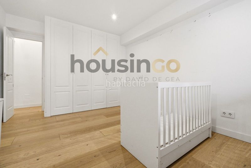 Foto 1048fffc-dcfa-4e35-8f2a-3d8da7e30551. Pis amb calefacció aparcament a Guindalera Madrid