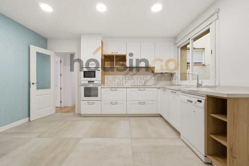 Foto 48a51432-6b8c-4438-a61d-9d186a09a48e. Pis amb calefacció aparcament a Guindalera Madrid