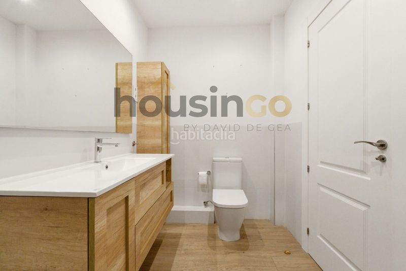 Foto c63f23a6-0859-4f45-a1ea-11eaccb0bb15. Pis amb calefacció aparcament a Guindalera Madrid