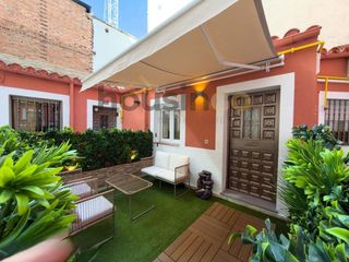 Etagenwohnung  Ponce de león. Piso en venta en la calle ponce de león