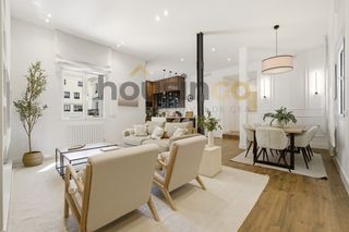 Rent Flat  Castelló. Piso en alquiler en calle castelló