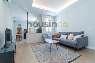 Miete Etagenwohnung  Luna. Piso en alquiler en calle luna