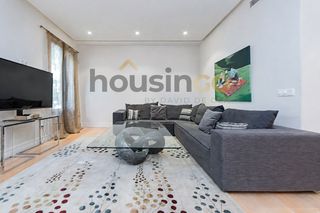 Rent Flat  Castelló. Piso en alquiler en calle castelló